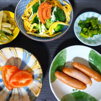 Snapdishの人気料理写真:つく置きとチンに助けられたごはんたち😆