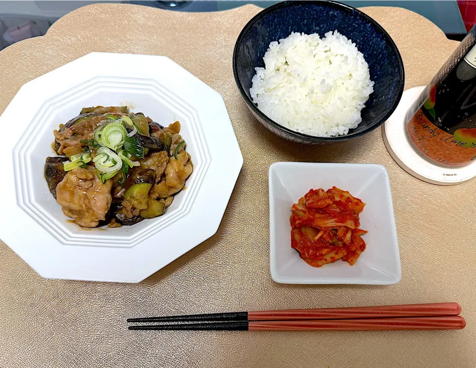 豚肉とナスの甘辛味噌炒め🍆|S h i z🦋さん