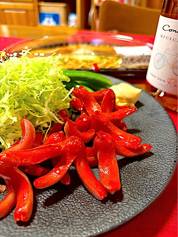 深夜食堂の赤ウインナー|おかちさん