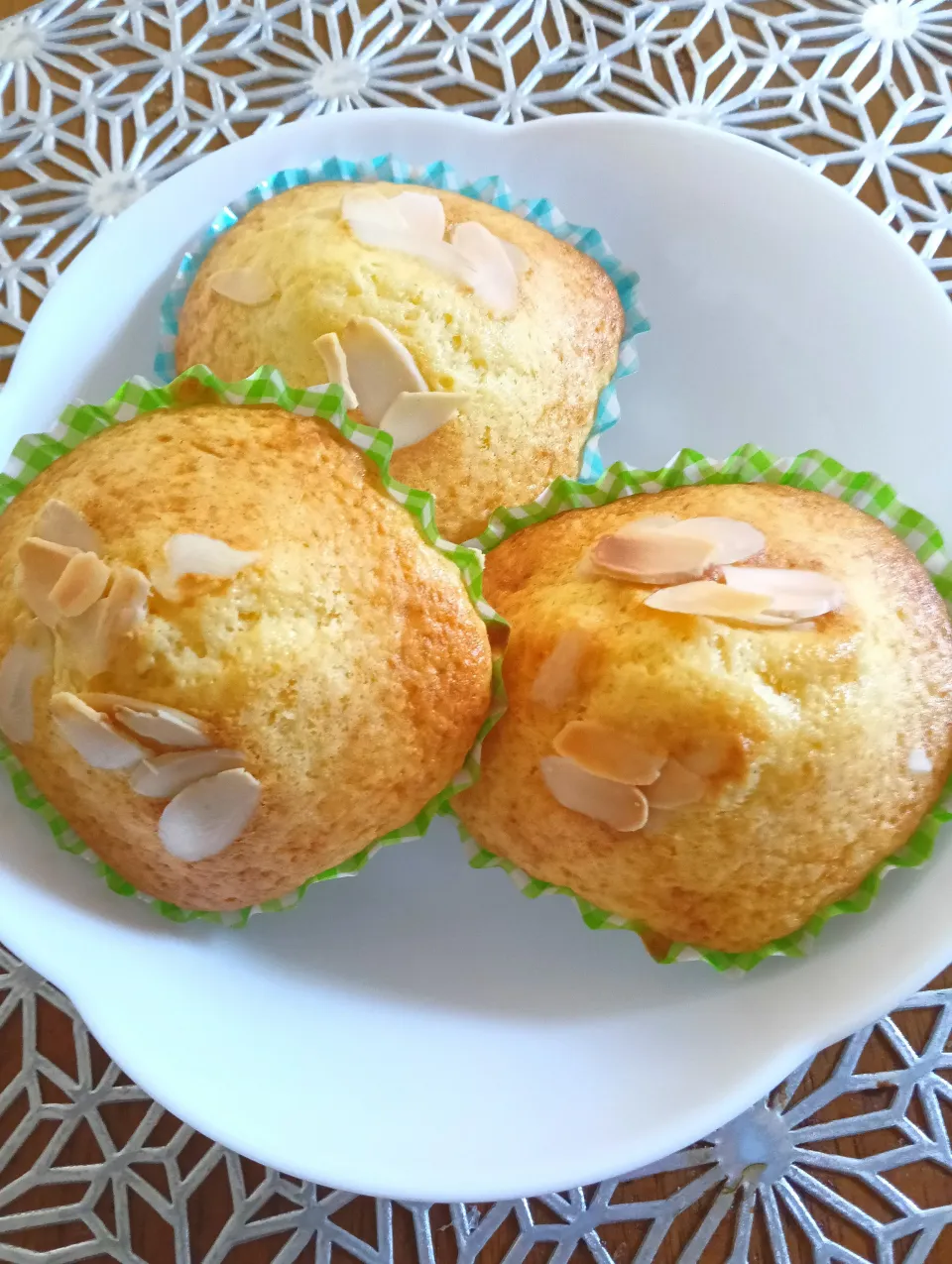 アーモンドカップケーキ♥|たまちゃん☀さん