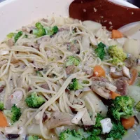 Creamy Chicken Mushroom with Angel Hair (didn't turn out so creamy after all) 
