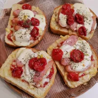 【ドライトマトのトースト】|琥珀さん