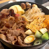 ③3月6日・［すき焼きコース🐮✨］・すき焼き（出来上がり）❣️（お肉美味しかった😊いっぱいは無理）|山勝さん