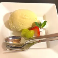 ④3月6日・［すき焼きコース🐮✨］・デザート❣️（めっちゃ普通）|山勝さん