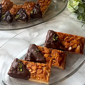 Snapdishの人気料理写真:フロランタンショコラ