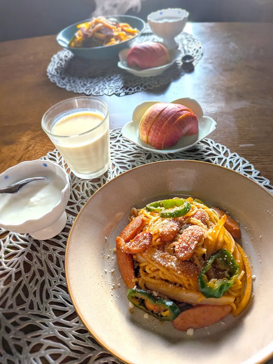 朝ごはん⛅️！|まめころさん