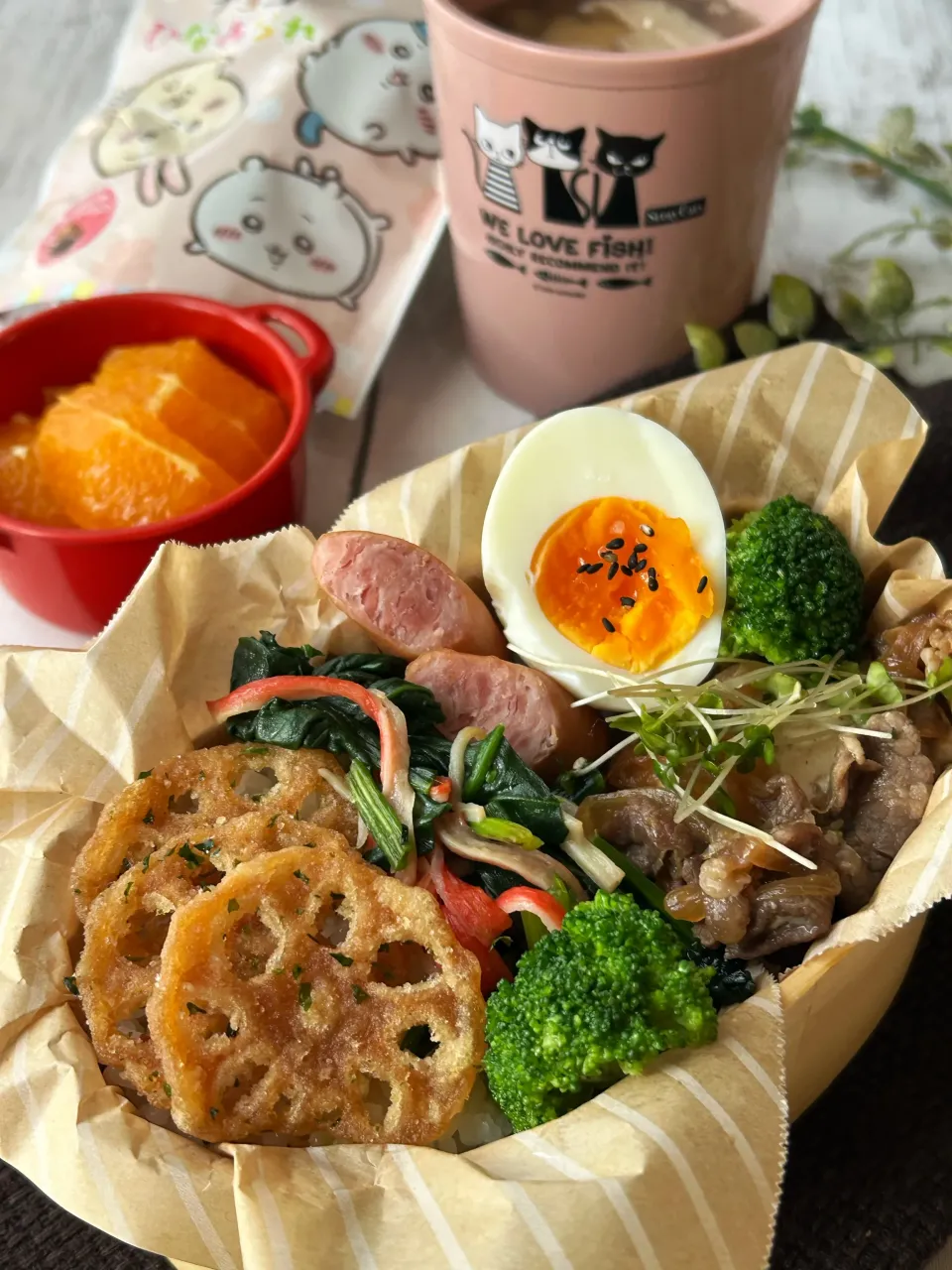 【今週のお弁当】肉どうふ弁当(全然見えましぇ〜ん🤣)|まなまな♡さん