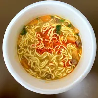 日清 日清デカうま 豚キムチラーメン