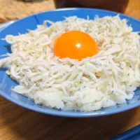 しらす卵かけごはん|まりおさん