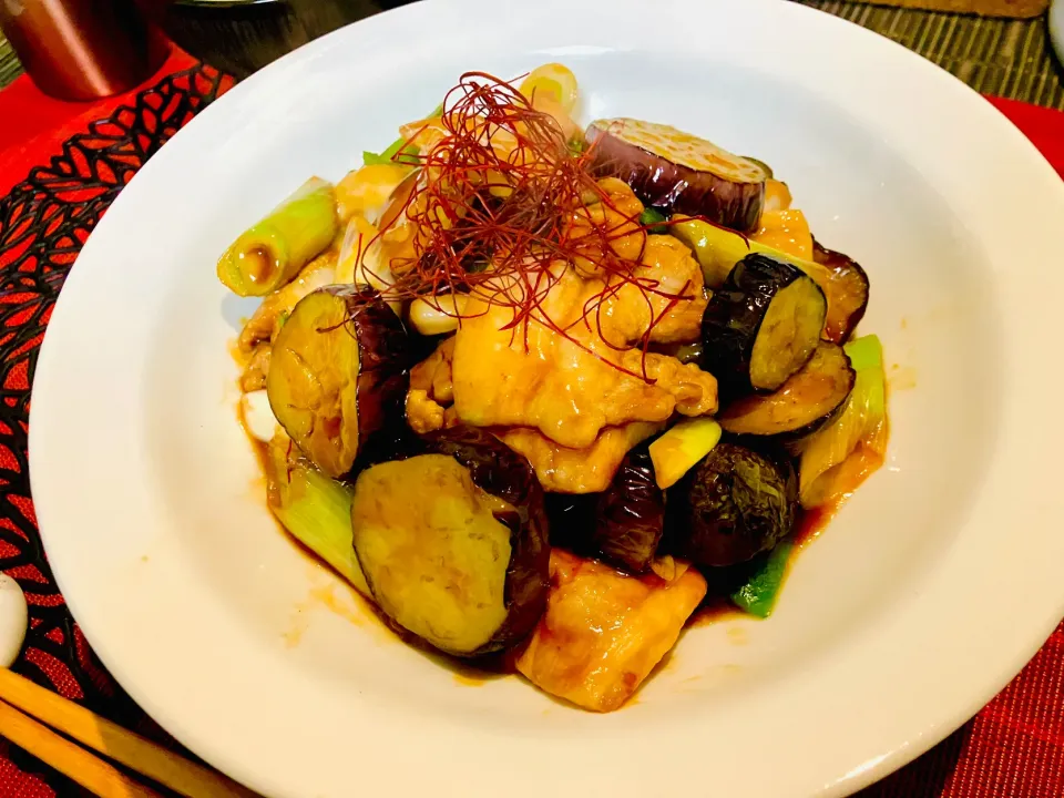 ✩.*˚茄子と豚バラの黒酢炒め|ゆきえもんさん