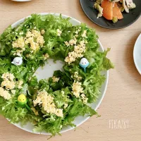 明日はミモザの日のリースサラダ