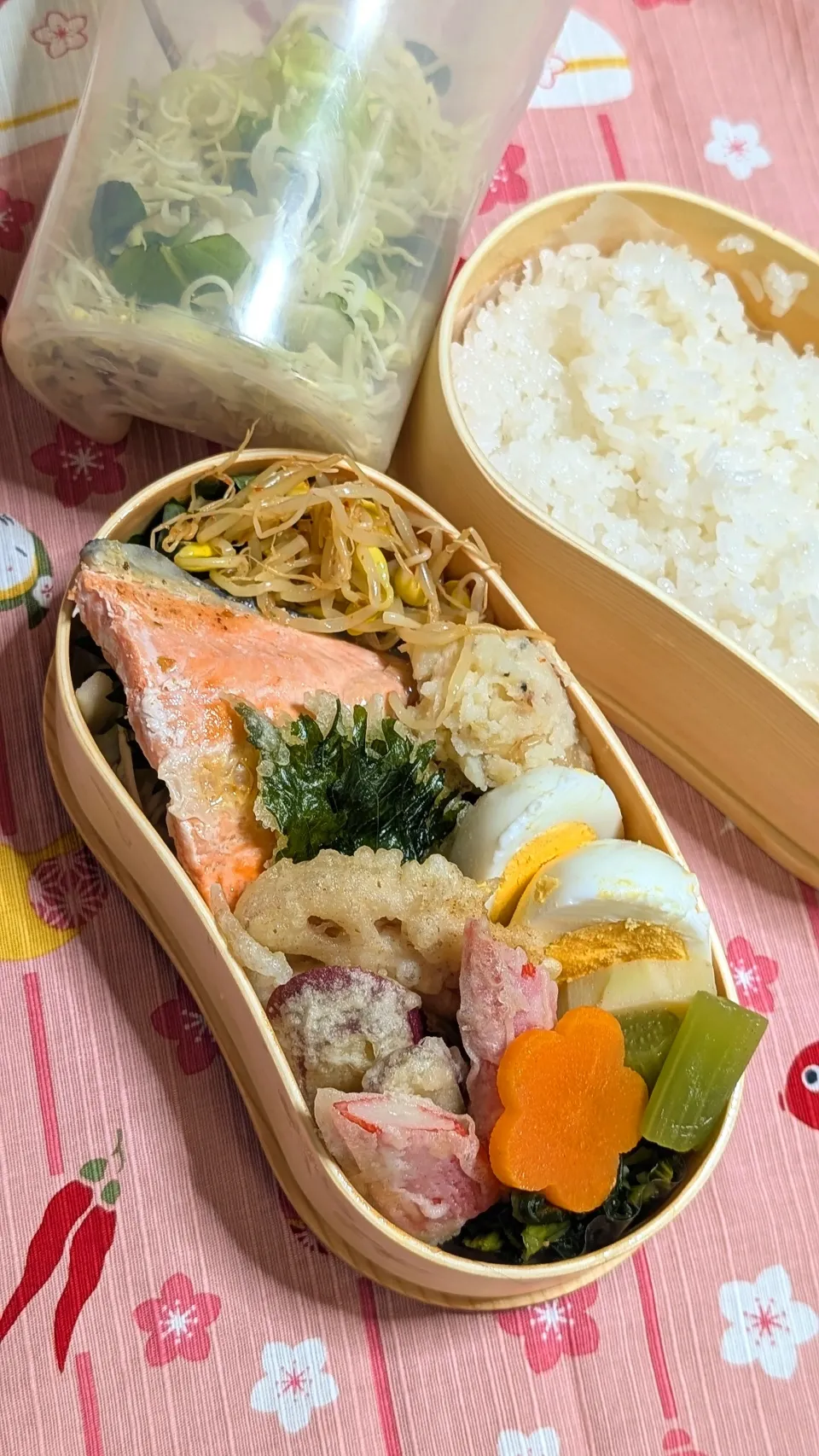 本日のお弁当〜和風鮭弁当|f.1125beさん