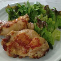 鶏もも肉のコンフィ|あゆみ│ハレシピさん