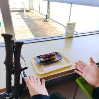 あんだんご＠「富士見庵 蔵王茶屋」さん　今日はなびと渥美半島の蔵王山に登りました　山頂のお休み処で私はあんだんごをいただきました