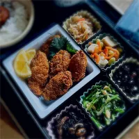 おつまみ弁当| くまちゃんさん