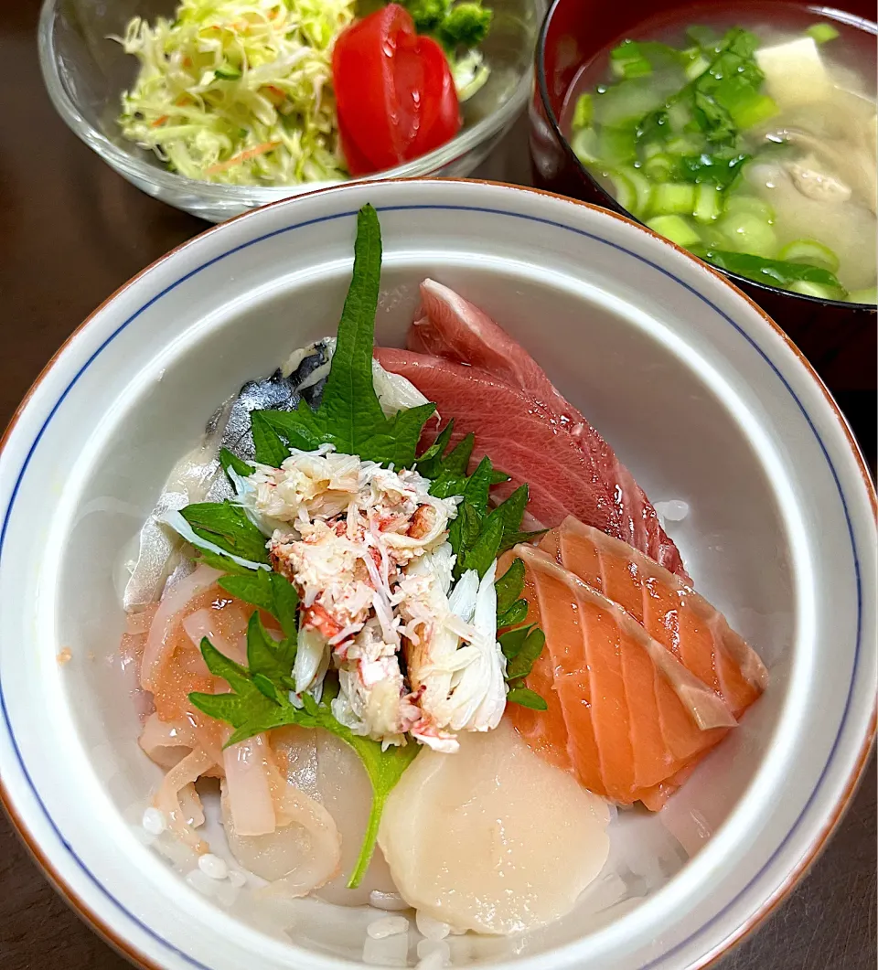 海鮮丼ランチ|がおりんさん