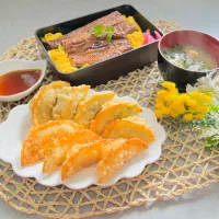 「揚げ餃子＆鰻弁当」