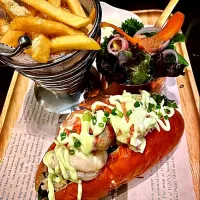 Lobster Roll w/ Wasabi Mayo & Fries 🦞🥖🍟🤤|An'leeさん