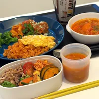 ウチらのLunch ❤️今月息子はほとんど学校ないので、一回目ご飯は本人にまかせようかと。勝手に決定🤣今日はなんか時間あったので。特別だぞ😆| Mayoさん
