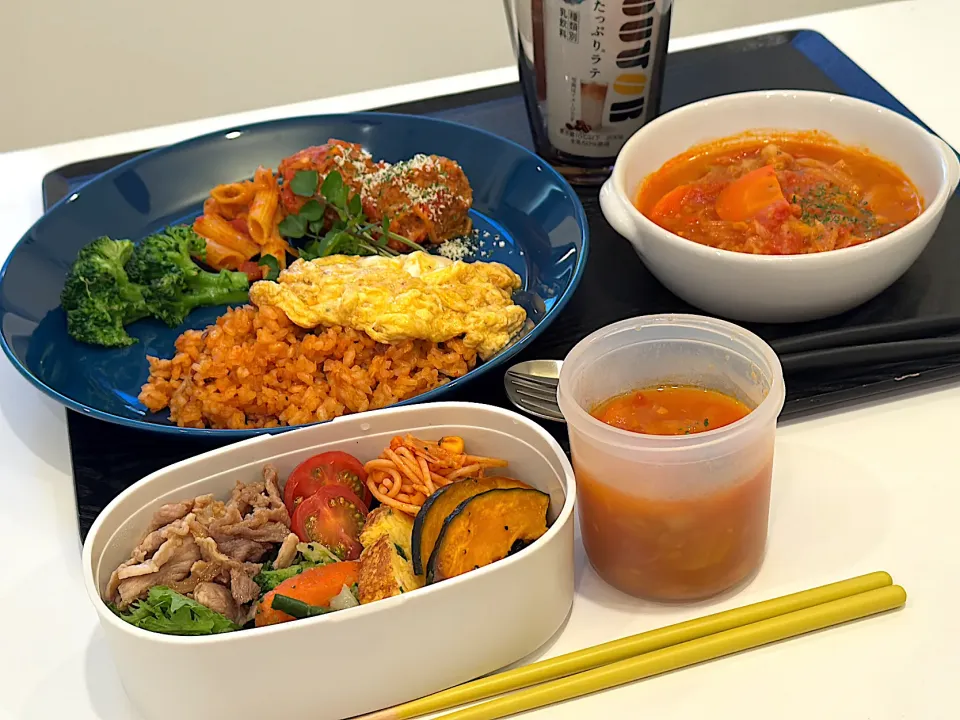 ウチらのLunch ❤️今月息子はほとんど学校ないので、一回目ご飯は本人にまかせようかと。勝手に決定🤣今日はなんか時間あったので。特別だぞ😆|Mayoさん