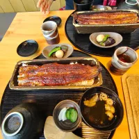 ３月９日の昼ご飯　「うなぎ四代目菊川 栄店」さんの名物「一本重」　いただきまーす😋| はやとさん