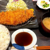 和幸御飯@とんかつ和幸| 須佐浩幸さん