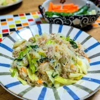 旦那作☆春キャベツのビーフン|じんさん