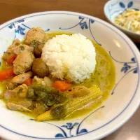 グリーンカレー|リフルシャッフルさん