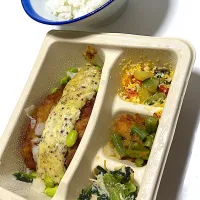 noshの、タルタルソース魚フライ♫wwwww|Yoshihiro Andoさん