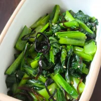 小松菜のごま塩昆布和え| ぱんだのままんさん