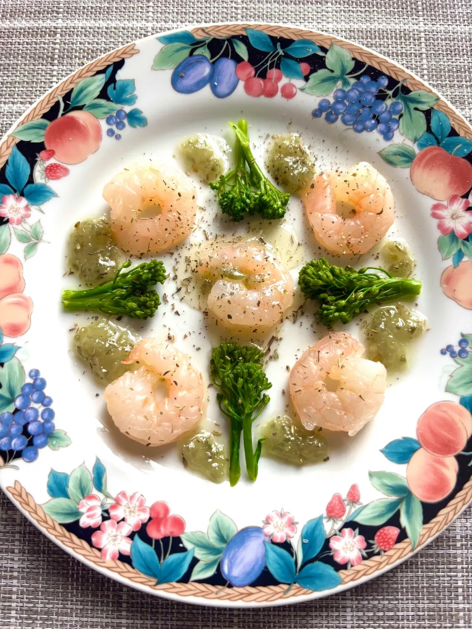 エビの前菜ハラペーニョオイルソース|栃倉 直人さん