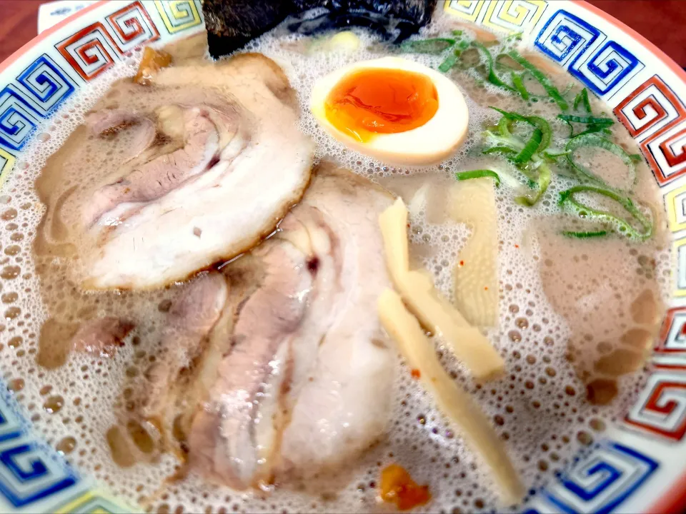【3/12までの催事出展from
福岡県久留米市】 
【1953年創業】
久留米・大砲ラーメン
昔ラーメン (麺やわ、1,090円)
＠京王百貨店新宿店 大九州展26065
〈醤33塩13噌󠄀5タ2出5F2冷0チ2混1つ0担1沖1〉|大脇さん