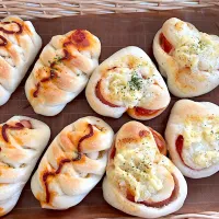 ＊ベーコンシラチャーパン
＊ウインナーパン|さっちんさん