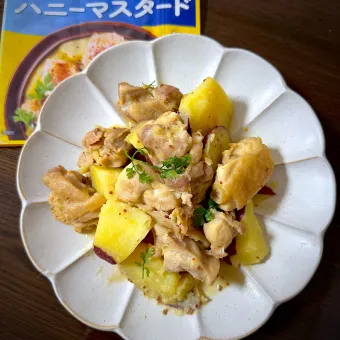 Snapdishの人気料理写真:鶏ももポテトのハニーマスタード🍯