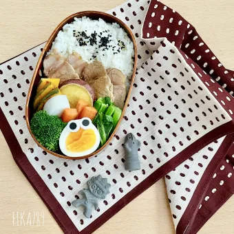 Snapdishの人気料理写真:ゆで卵に目を付けちゃいました 弁当