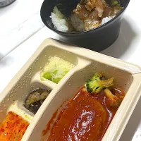 noshのチリハンバーグステーキ♫wwwww|Yoshihiro Andoさん