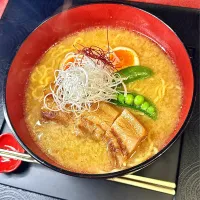角煮ラーメン𓂃܀𑁍味噌味|鬼百合さん