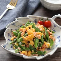 🆔521056                                                                 #鮭とスナップえんどうの春サラダ 💕|ともきーた (伊藤 智子)さん