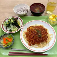 寮の晩ごはん😋ミートスパゲッティ|すかラインさん