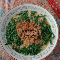 庭のニラの坦々麺|はやとさん