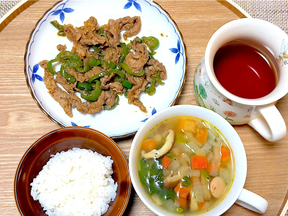 夕飯 ピーマン焼肉炒め|ふわふわさん