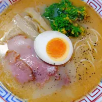 熊本豚骨ラーメン