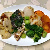 鰆のグリル、蒸し野菜寄せ