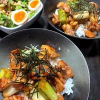 焼き鳥丼、ブロッコリーとマカロニのおかかツナマヨサラダ|ハルさん