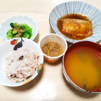 2026 0312　鯖のみぞれ煮　小松菜のおひたし　納豆　なめことわかめのお味噌汁|いもこ。さん