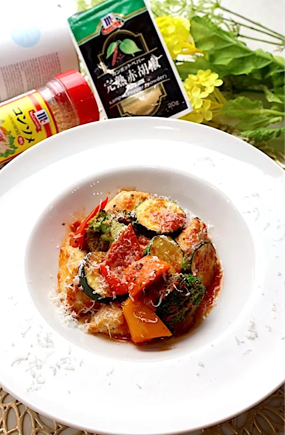 鶏ムネ肉と野菜のトマト煮込み|めいめいさん