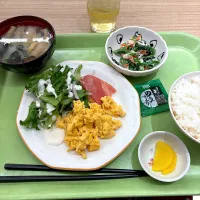 寮の朝ごはん😋炒り玉子|すかラインさん