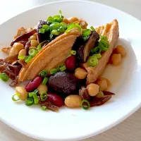 お豆さんと厚揚げの煮物