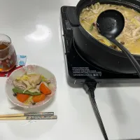 晩御飯☆みそ鍋。生姜も入れて、ポカポカー。|Saharaさん