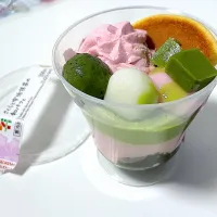 セブンイレブン　さくらと宇治抹茶の和パフェ(￥428)| 四天王さん